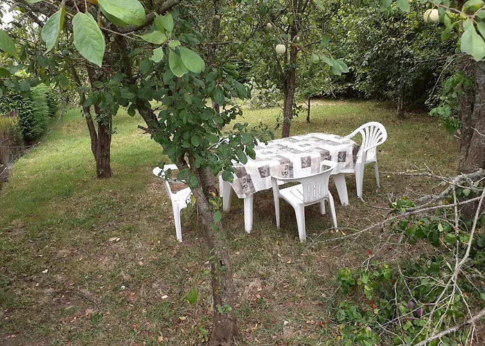 Des Vergers Les Pruniers Vakantiehuis Saint-Pierre-du-Regard